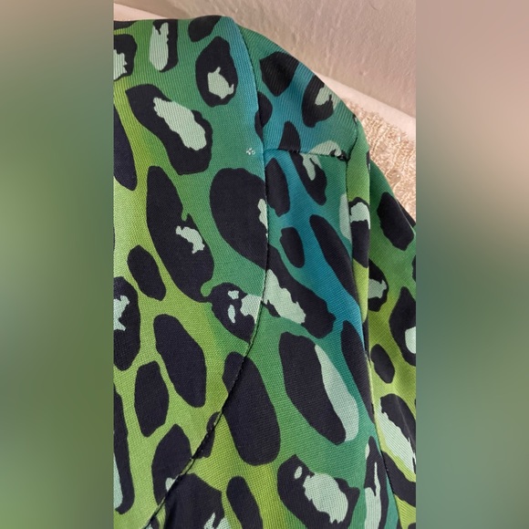 💯%silk 8 DIANE von  furstenberg ✨👗 - Picture 13 of 15